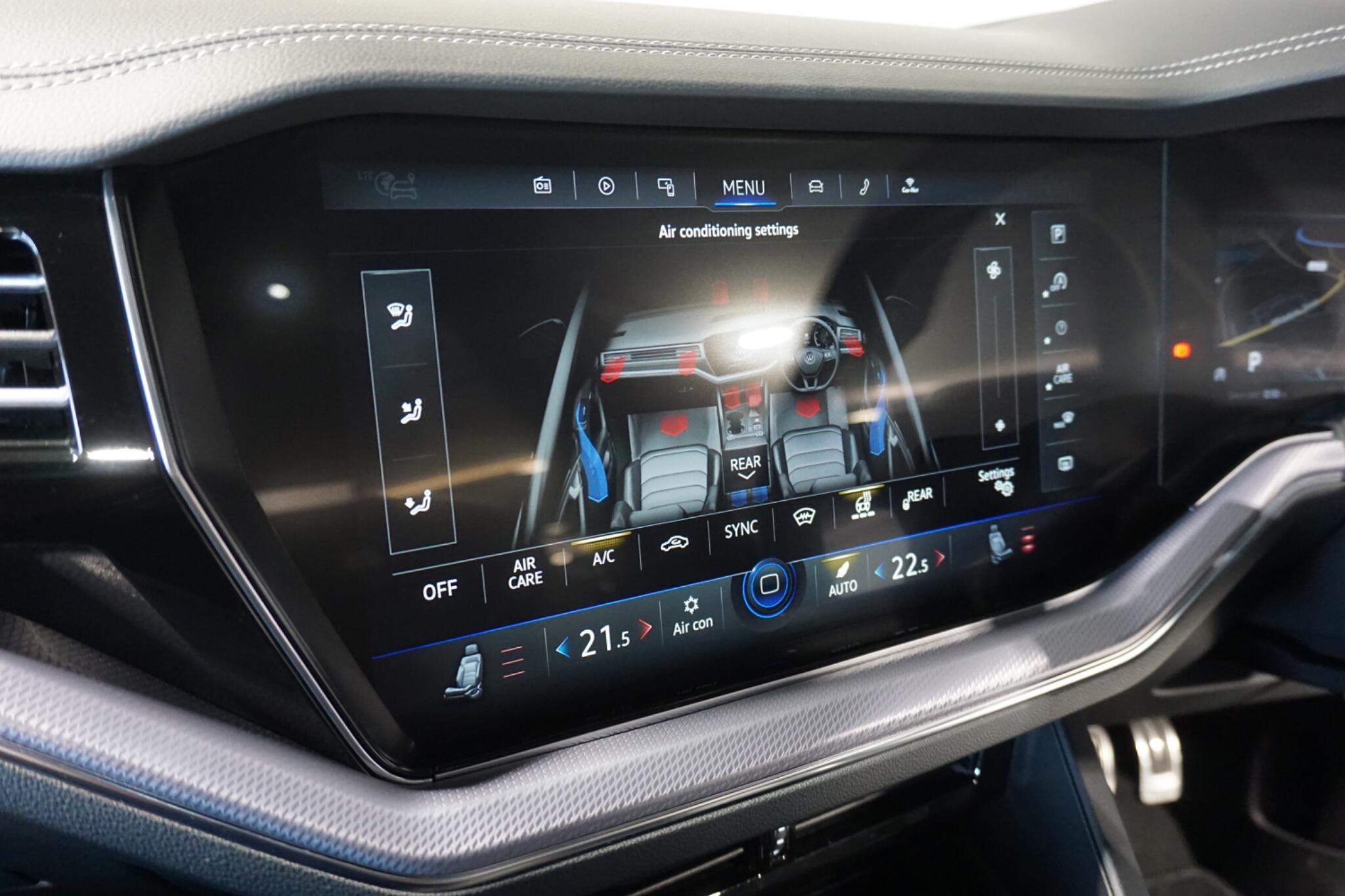 Volkswagen Touareg 3.0 TDI V6 Black Edition SUV 5dr Diesel Tiptronic 4Motion Euro 6 (s/s) (286 ps)